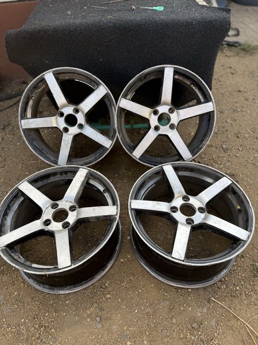 Продам Vossen R16