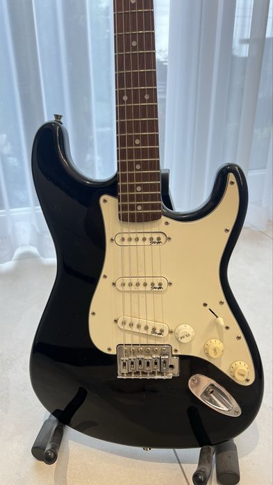 Chitară electrică Squier Stratocaster (Fender)