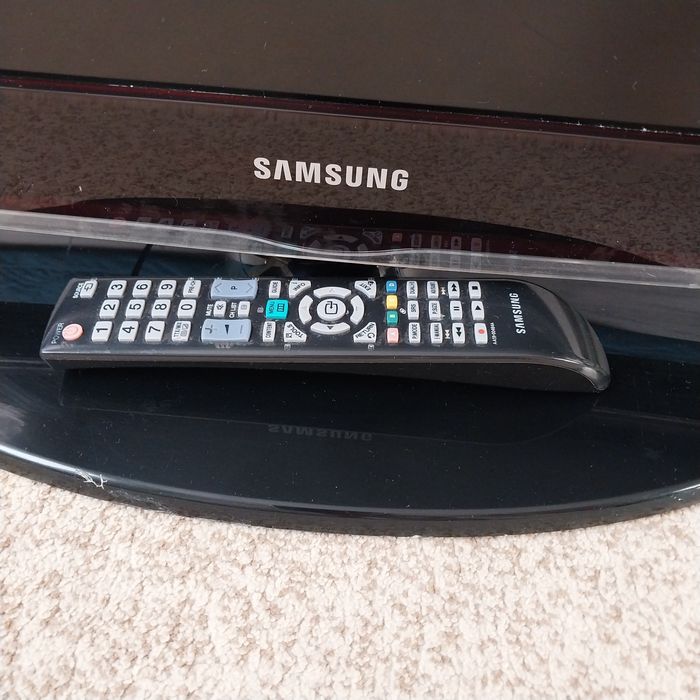 Продам телевизор Самсунг