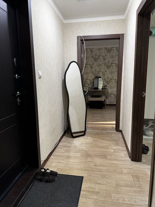 Продам 2-х комн квартиру  в 20-м мкр