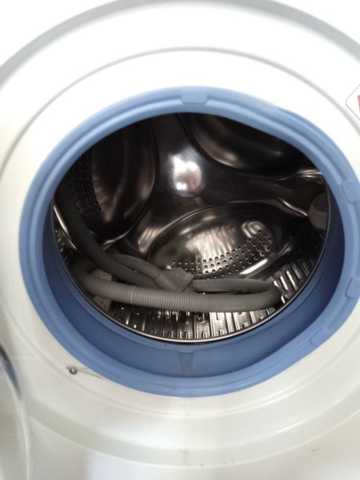 Продам стиральную машину