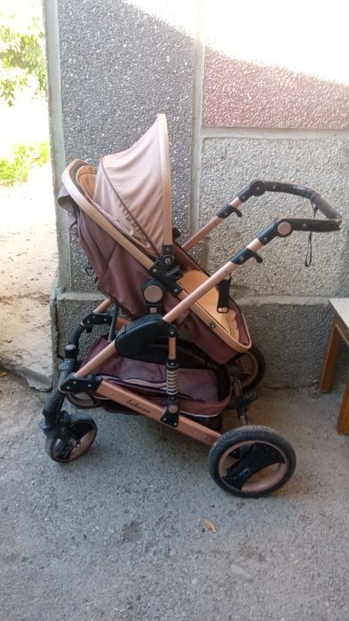 Продам коляску демисезонная