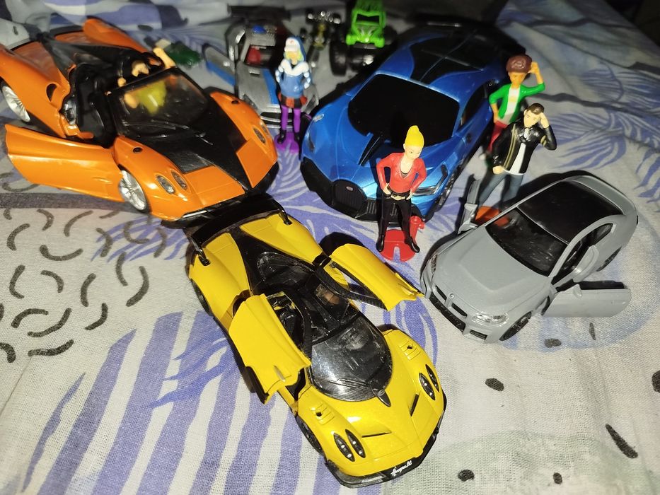 Vand jucariii mașini colecție