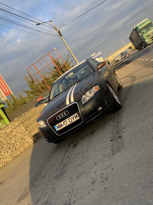 Vand sau schimb audi A4 b 7
