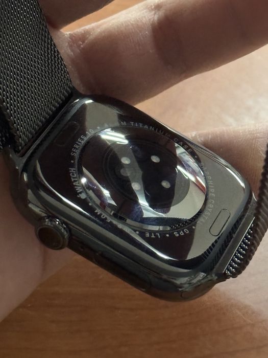 Apple Watch Series 10 – Titanium Gri, GPS + Cellular, 46 mm – Ca nou