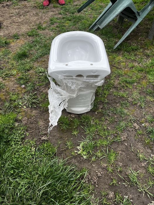 Vand vas wc Falerii nefolosit