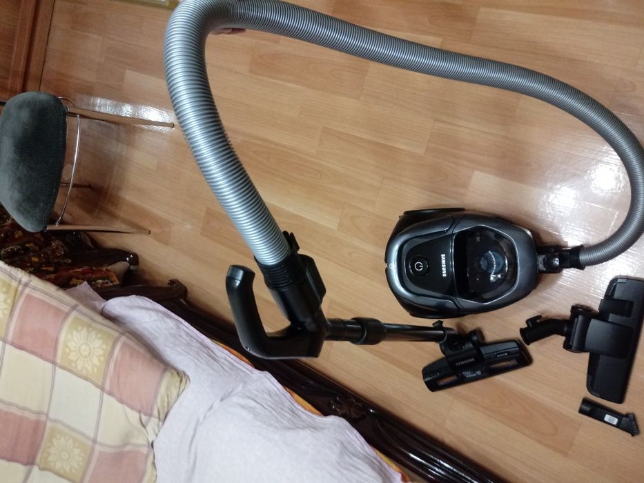 Продам пылесос Samsung