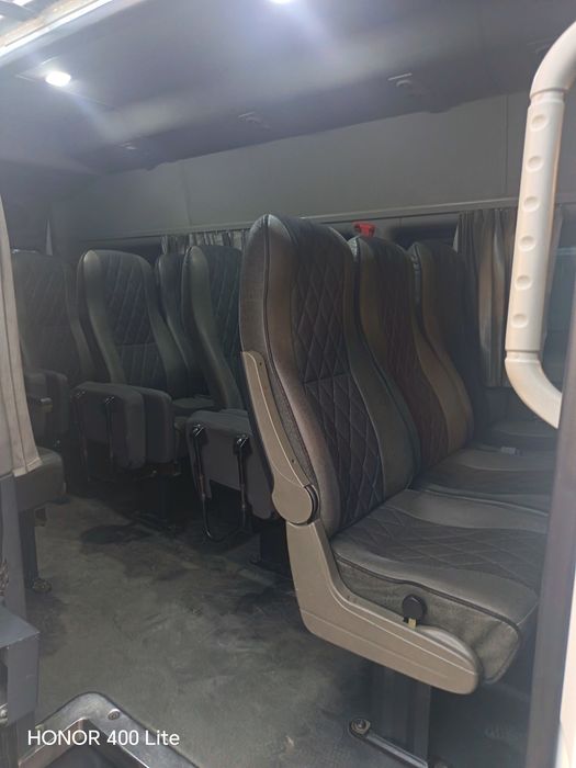 Jac mikroavtobus