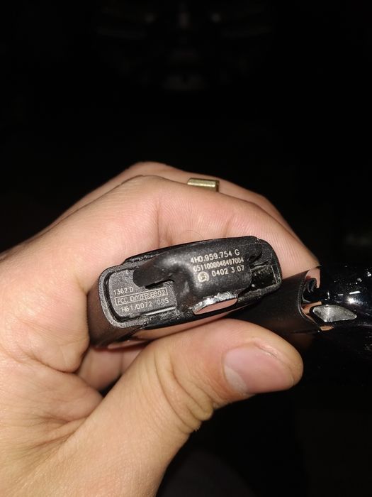 Ключ  Ауди Audi 4go 959 754 g