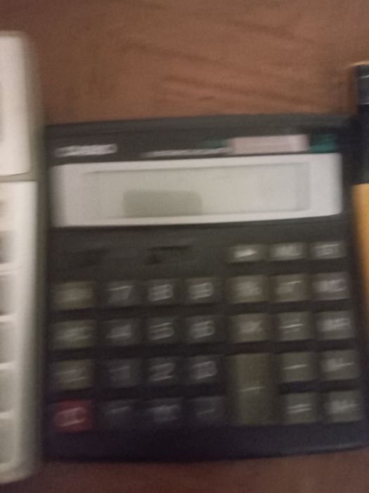 Калькулятор на батарейках и солнечные