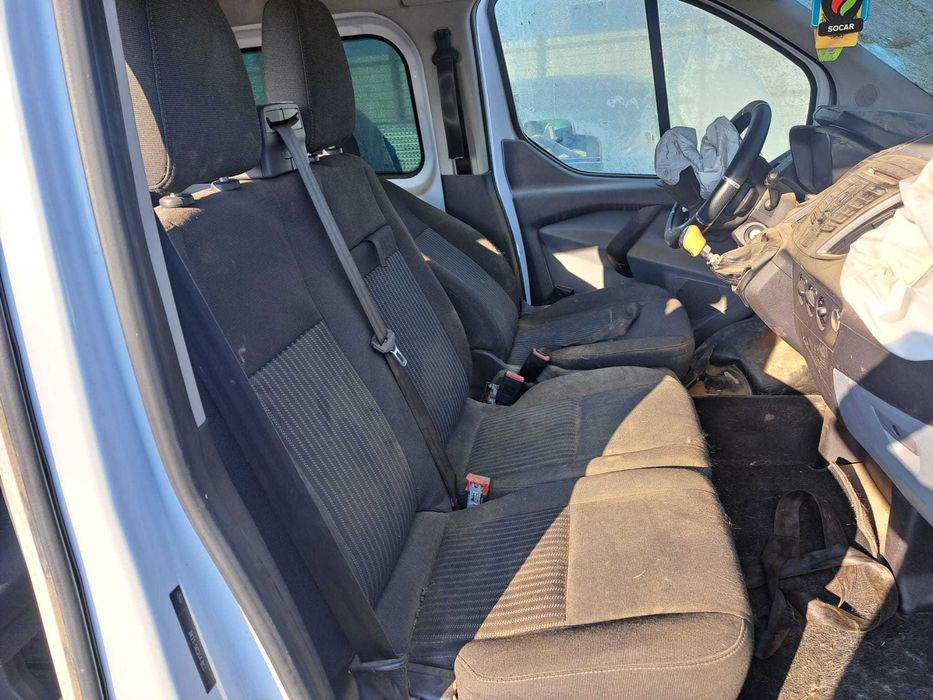 Dezmembrez Ford Transit Custom de Persoane 2.2 Tdci DRFF 100 Cai