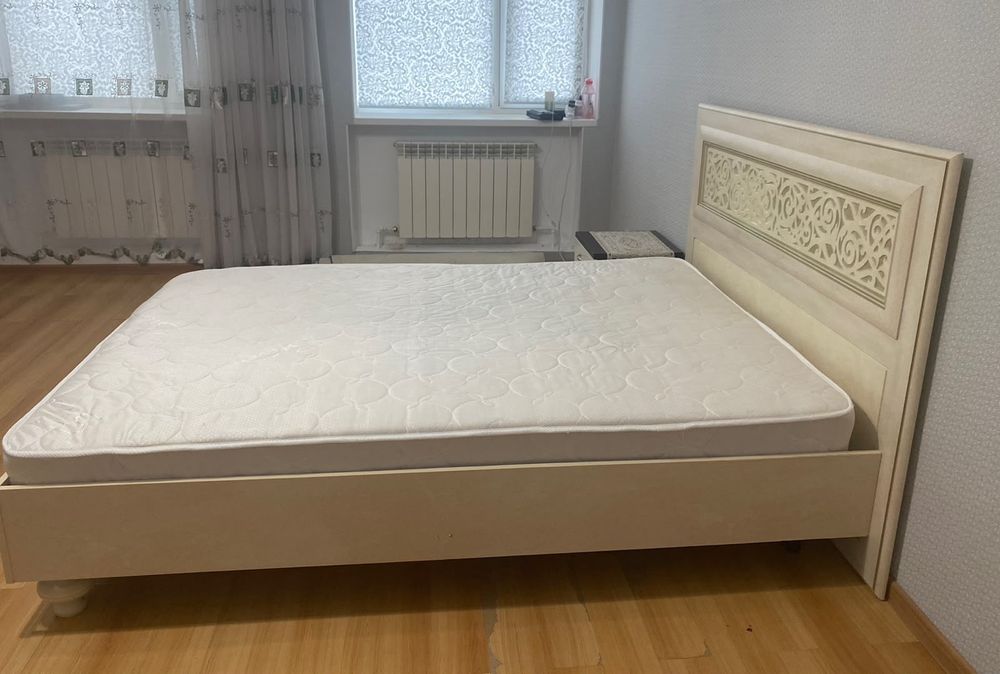 Продам кровать 145 на 200