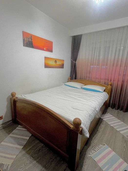 Pat din stejar - lemn masiv, fara saltea si dulap cu birou