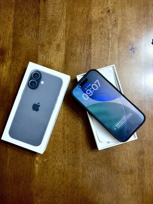 iPhone 17 | 256GB | 100%
