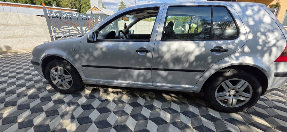 Volkswagen Golf 4 Edition 1.4 16V