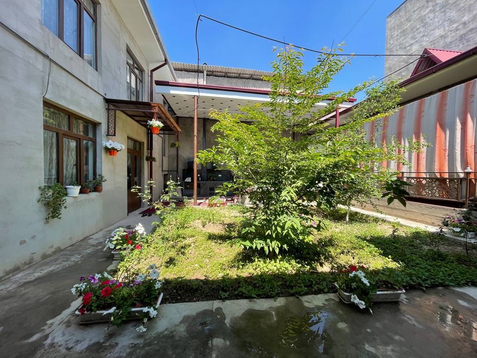 Hovli sotiladi 2.89 sotix Kirifda kota yolga yaqin joylashuvi zor joy