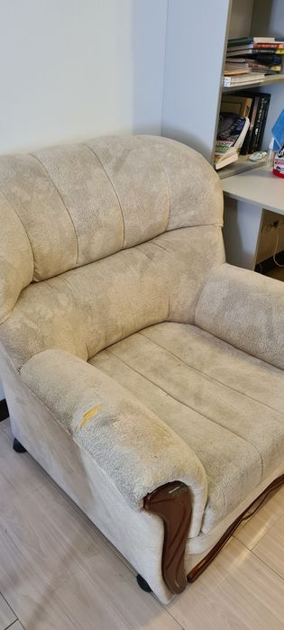 Мягкое кресло б/у