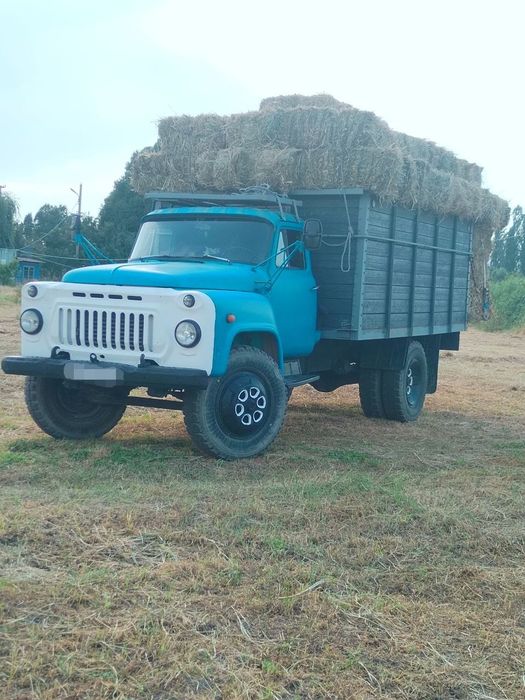 Gaz 52  sotiladi