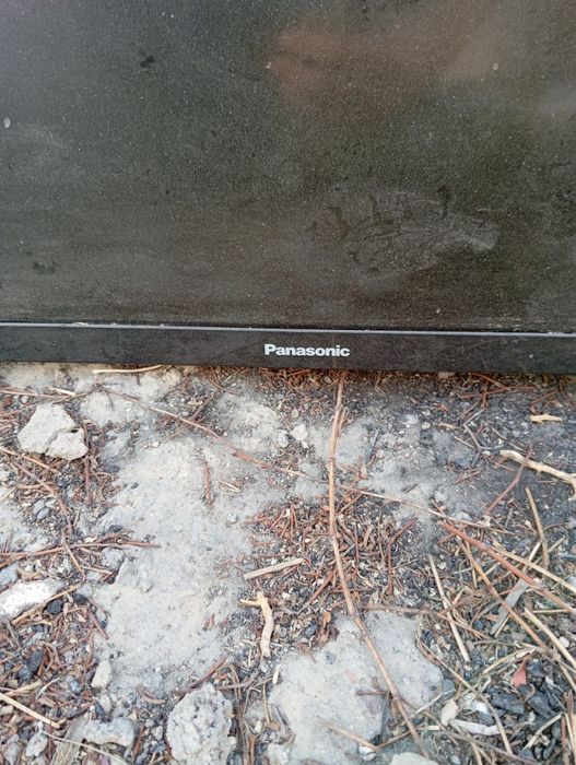 Продам телевизор на запчасть