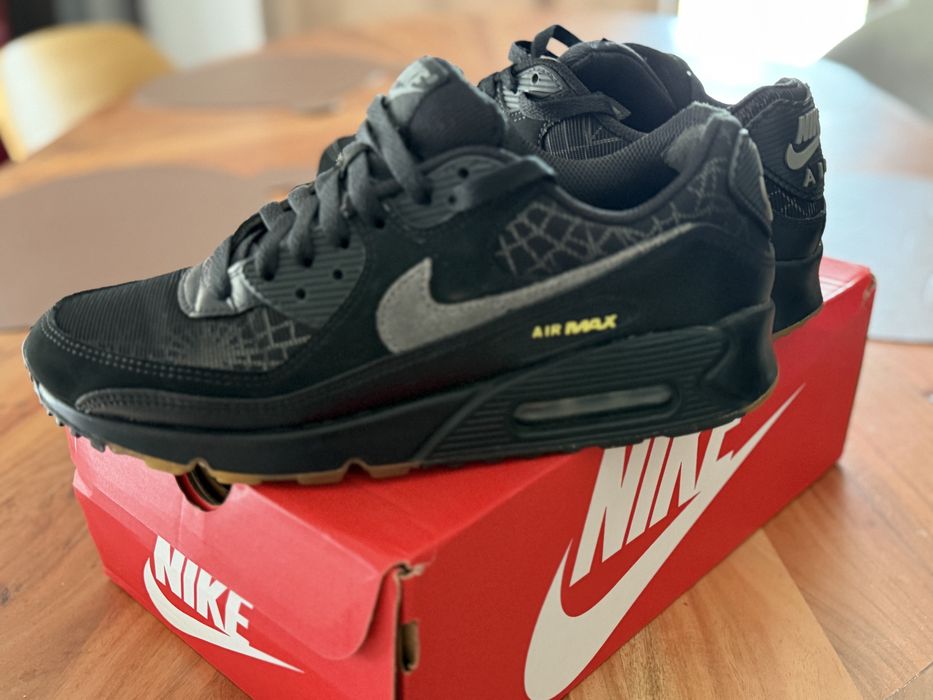 Nike Air Max 90 Halloween Edition