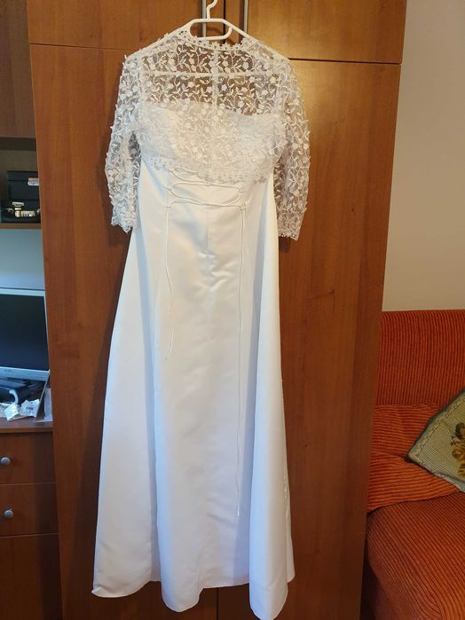 Rochie alba mireasa cu bolero