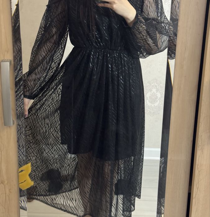 Вечернее женское платье