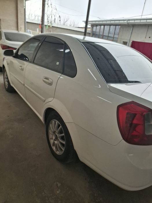 Ласетти 1.8 Автомат