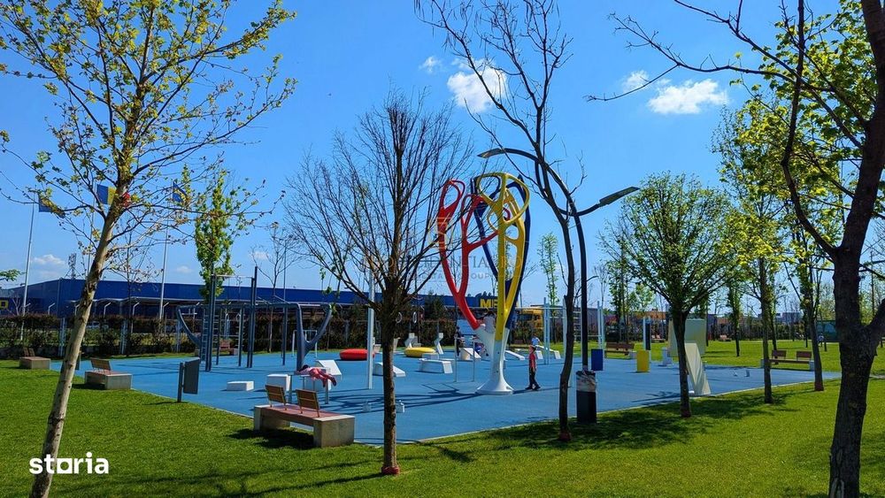 Apartament modern cu 3 camere, curte proprie, bloc nou, Bd. Metalurgie