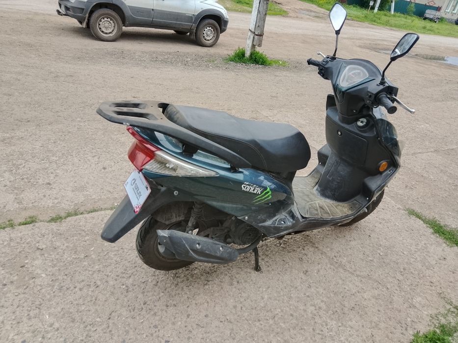 Скутер продам ...