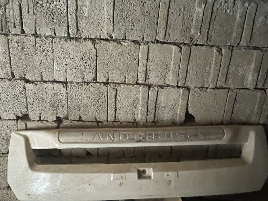 Накладка на перед  бампер цвета Cruiser