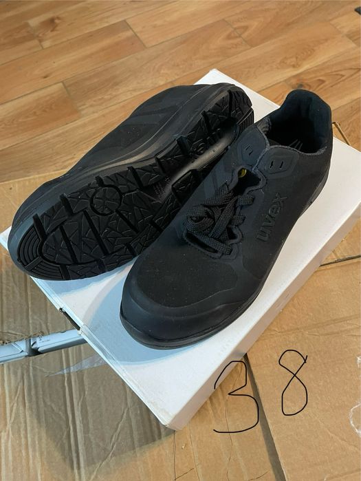 Papuci uvex 38-39