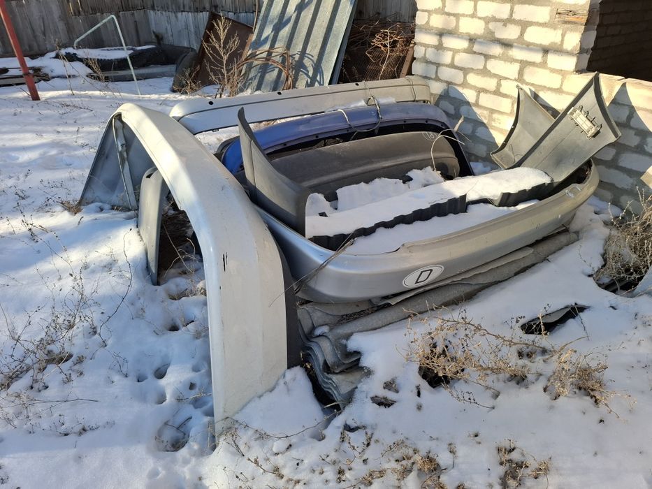 Продам задние бампер
