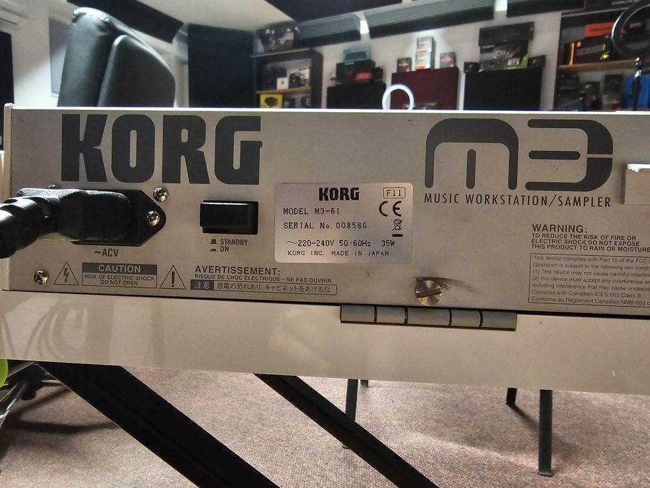 Korg M3 XPanded 320mb ram stare perfecta