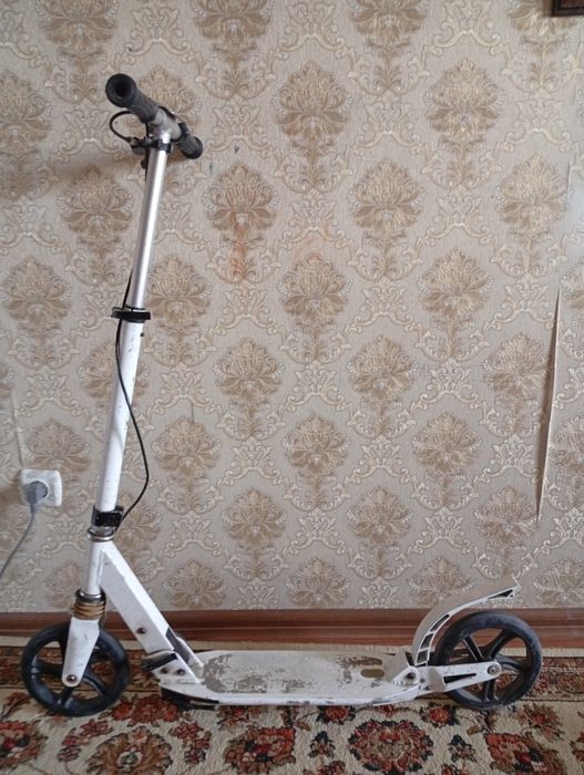 Продам велосипед и самокат