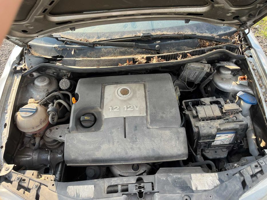 Dezmembrez Seat Ibiza 6L facelift 1,2 benzina gri argintiu 4 usi 2006