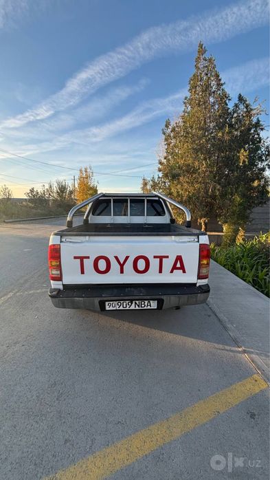Tayota hilux
