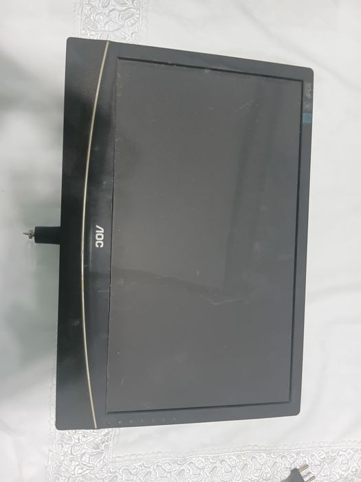 Телевизор lg,самсунг черный