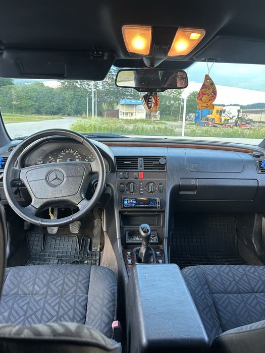 Mercedes-Benz C180 W202 – 1995 | 1.8 benzină | 122CP | 271 000 km