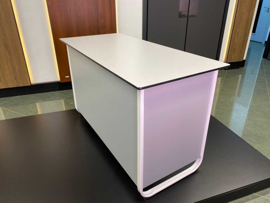 Учительский стол + учительский стул