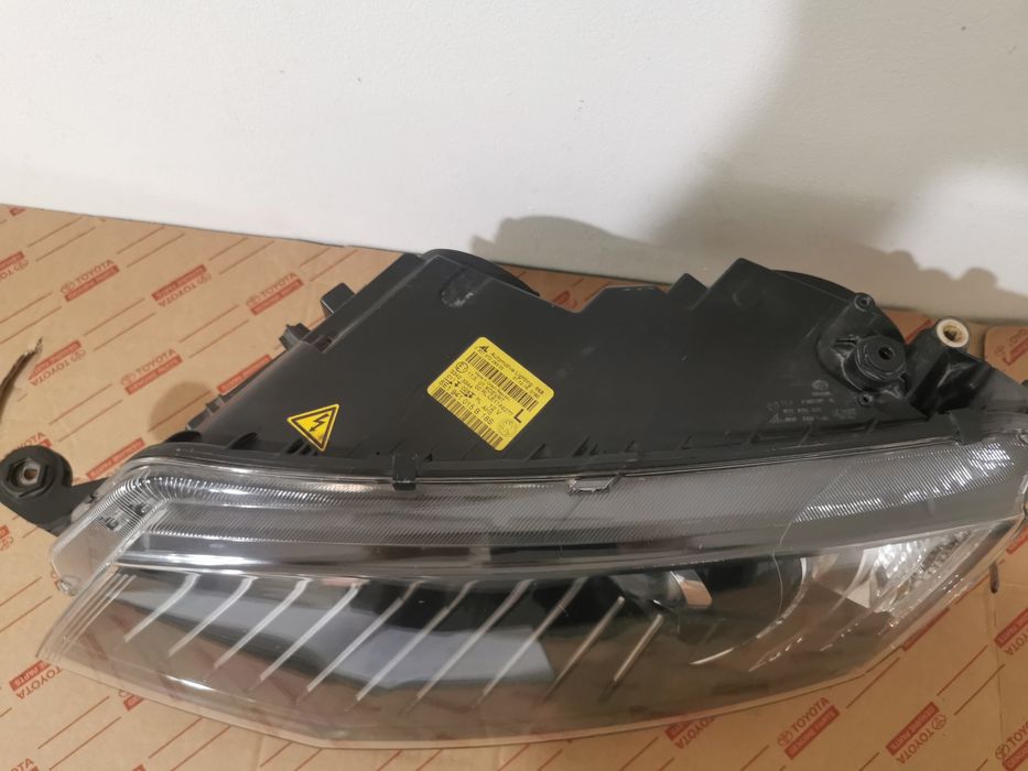 Far stânga skoda octavia an 2013 /2017