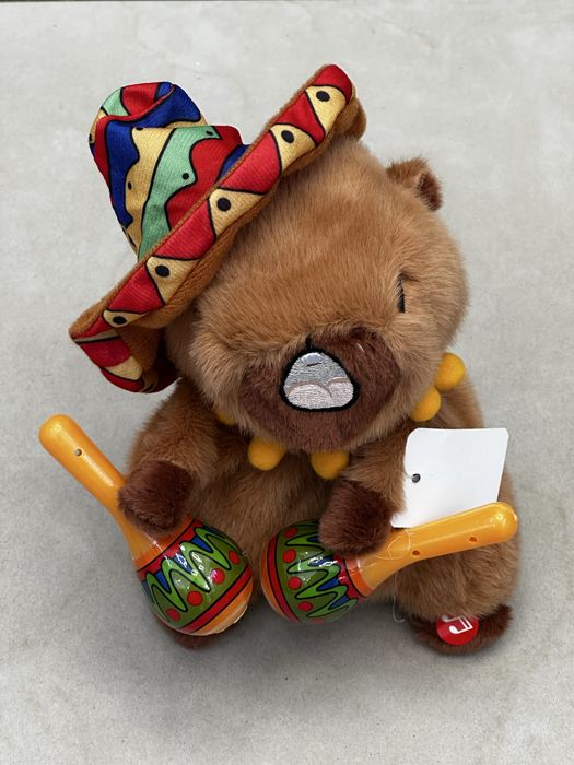 Капибара музикална мексиканец/Capibara plush