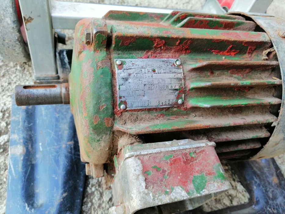 Продавам електромотори