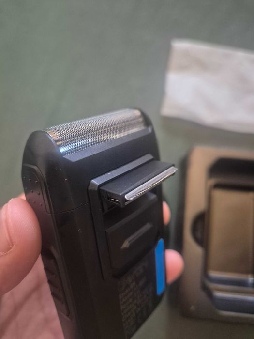 Шейвър - ел. самобръсначка - Shaver