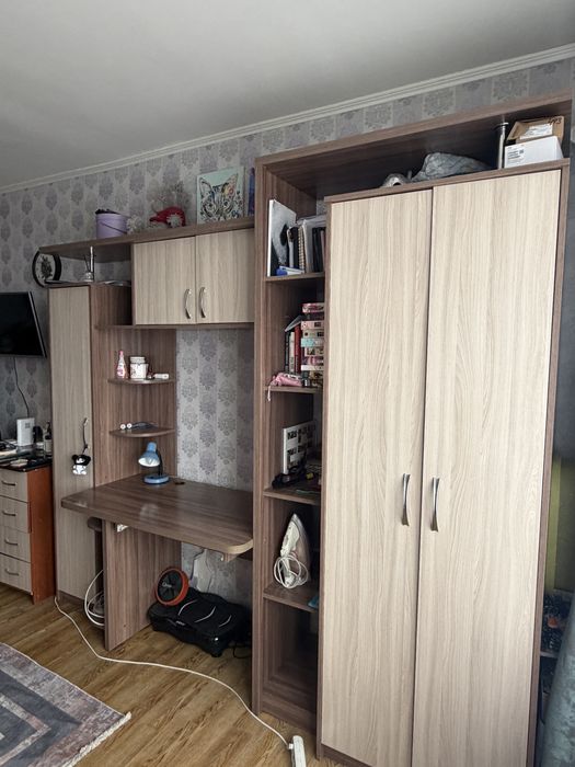 Продам стенку в отличном состоянии