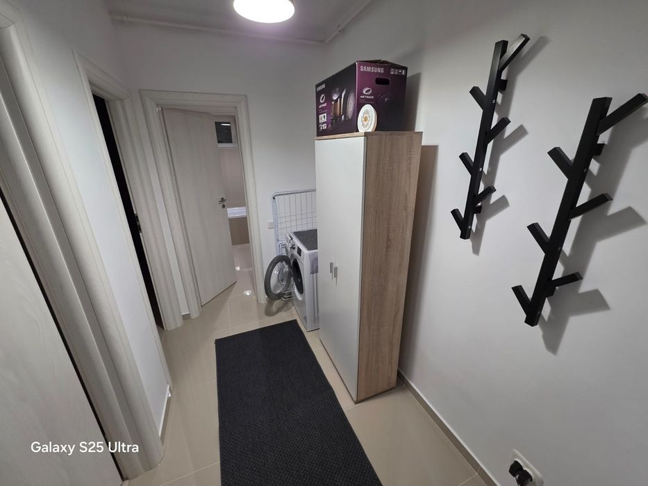 Inchiriez Apartament Militari Resident