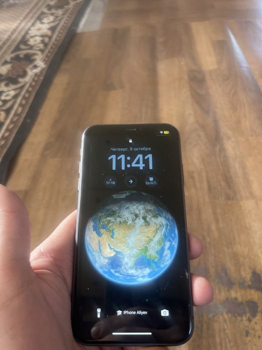 Продам iPhone 11 64 GB