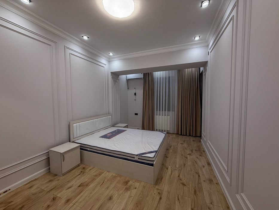 Yakkasaroy tumanida 2 xonali uy sotiladi.