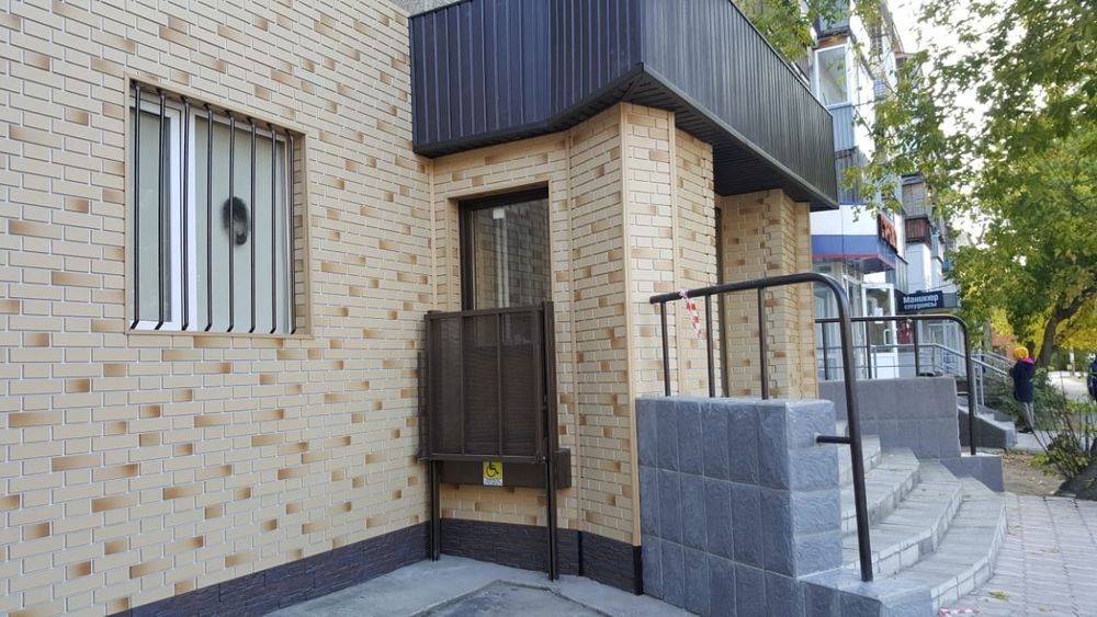 Вертикальные подъёмники для инвалидов