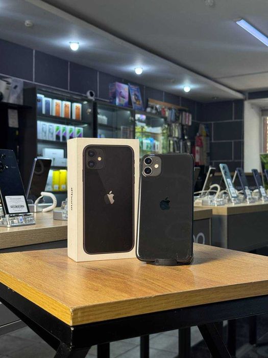 Телефон iPhone 11 128Gb / Айфон 11 128Гб