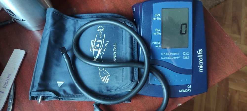 Тонометр б/у Mikrolab автомат